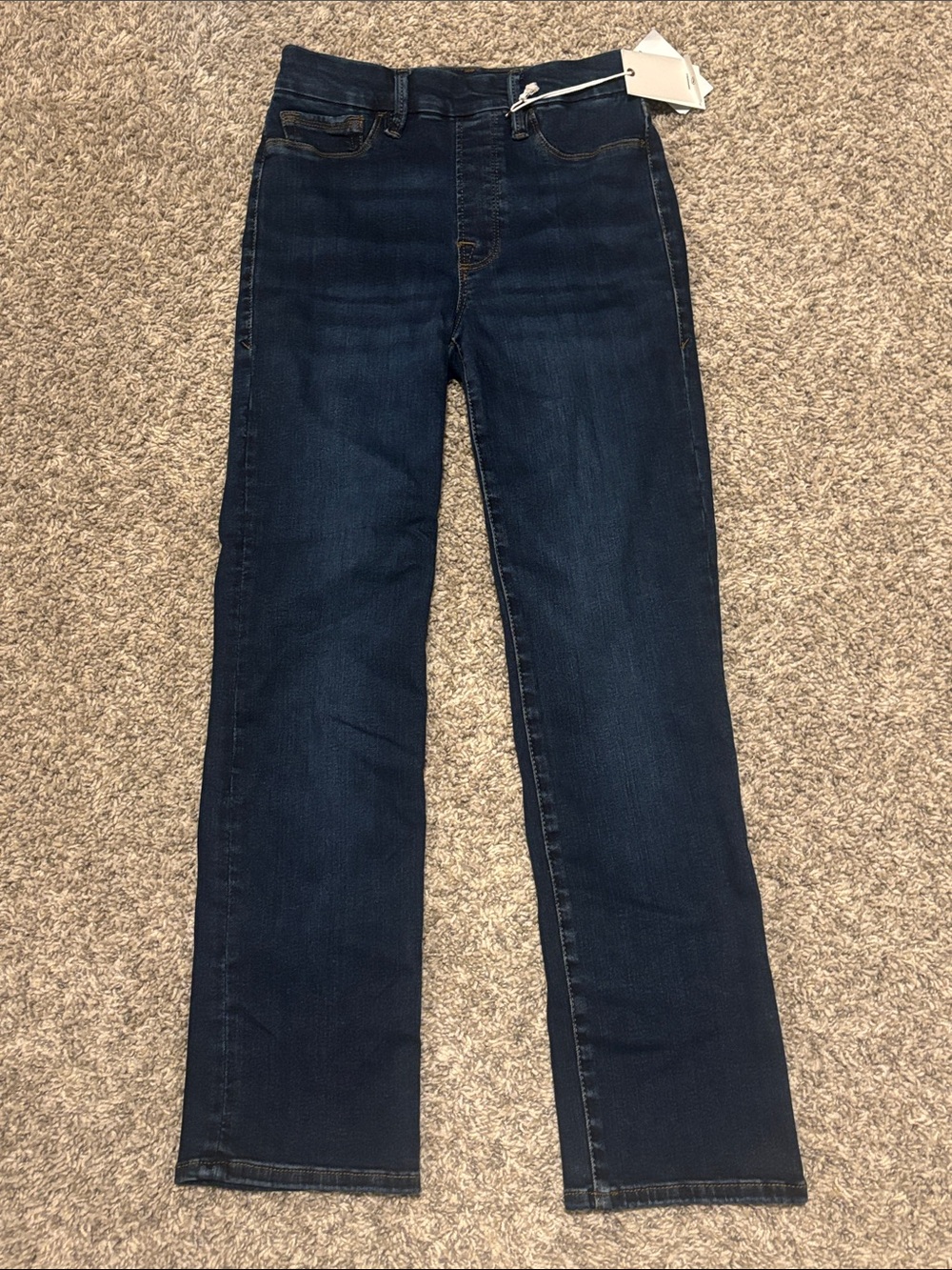NWT Good American Good Legs Straight Pull on Jeans